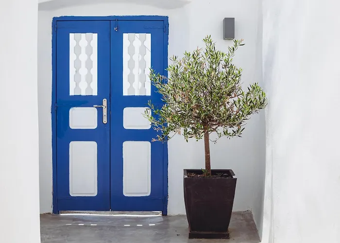 Dionysos By Kefia * Pýrgos