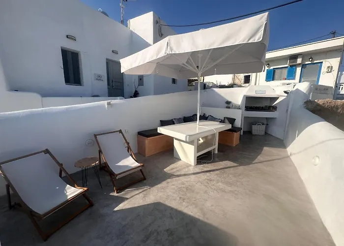 Dionysos By Kefia * Pýrgos