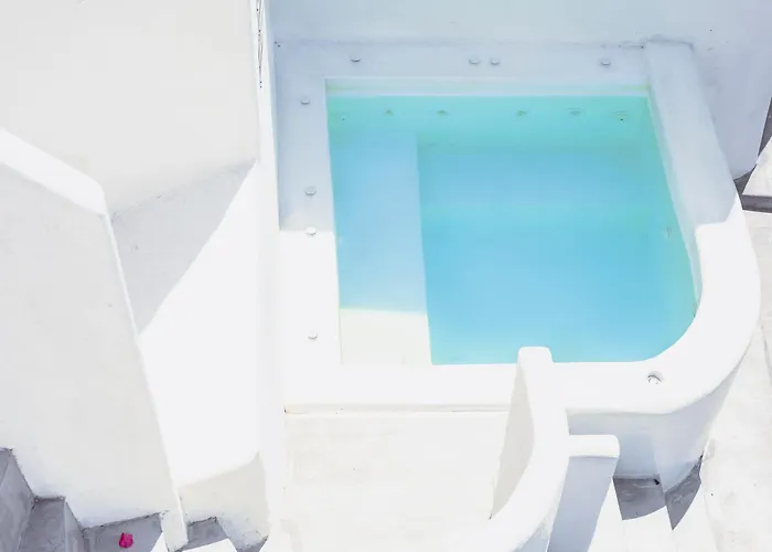 Dionysos By Kefia * Pyrgos Kallistis